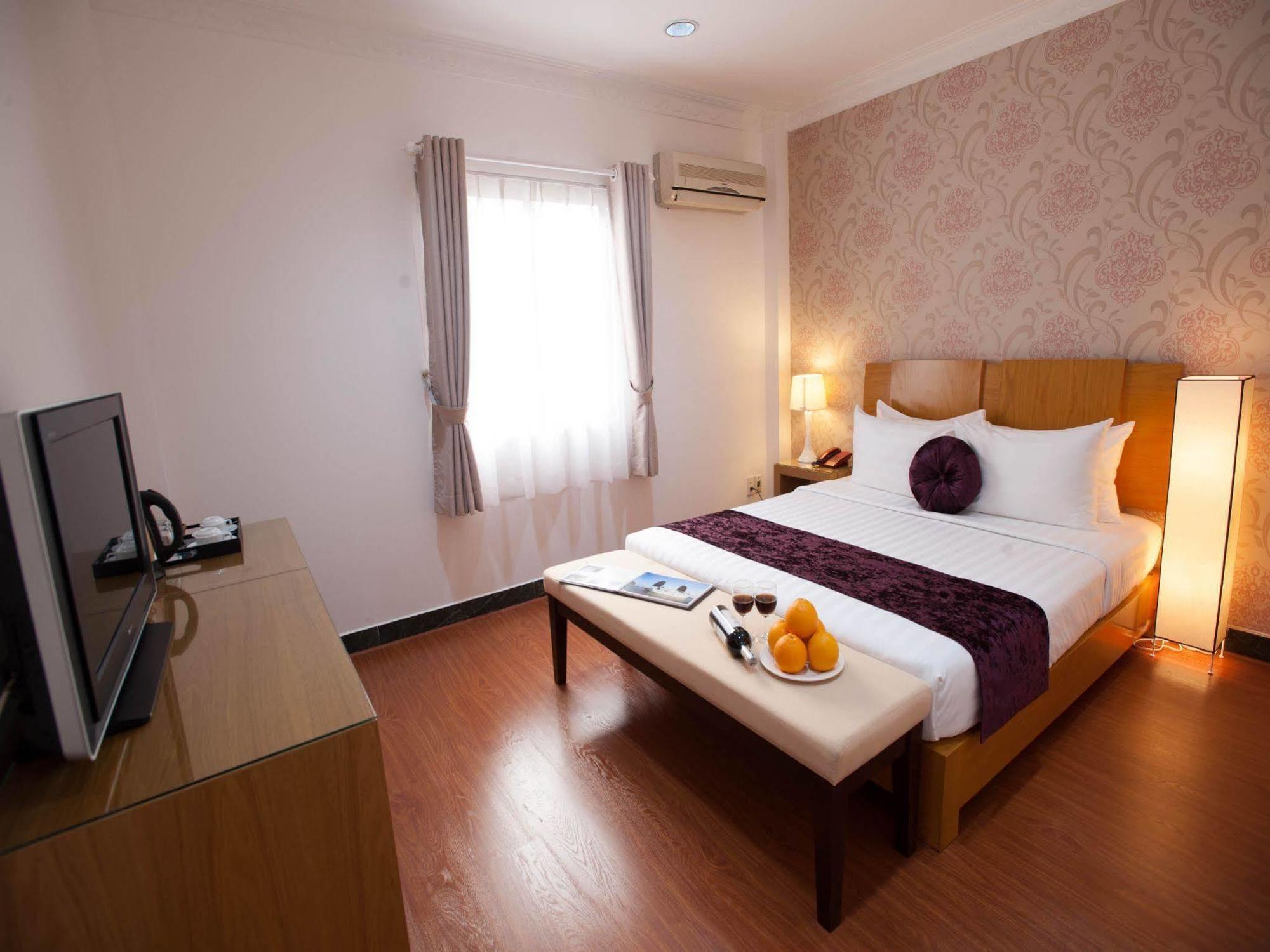 Vilion Central Hotel & Spa Хошимин Екстериор снимка
