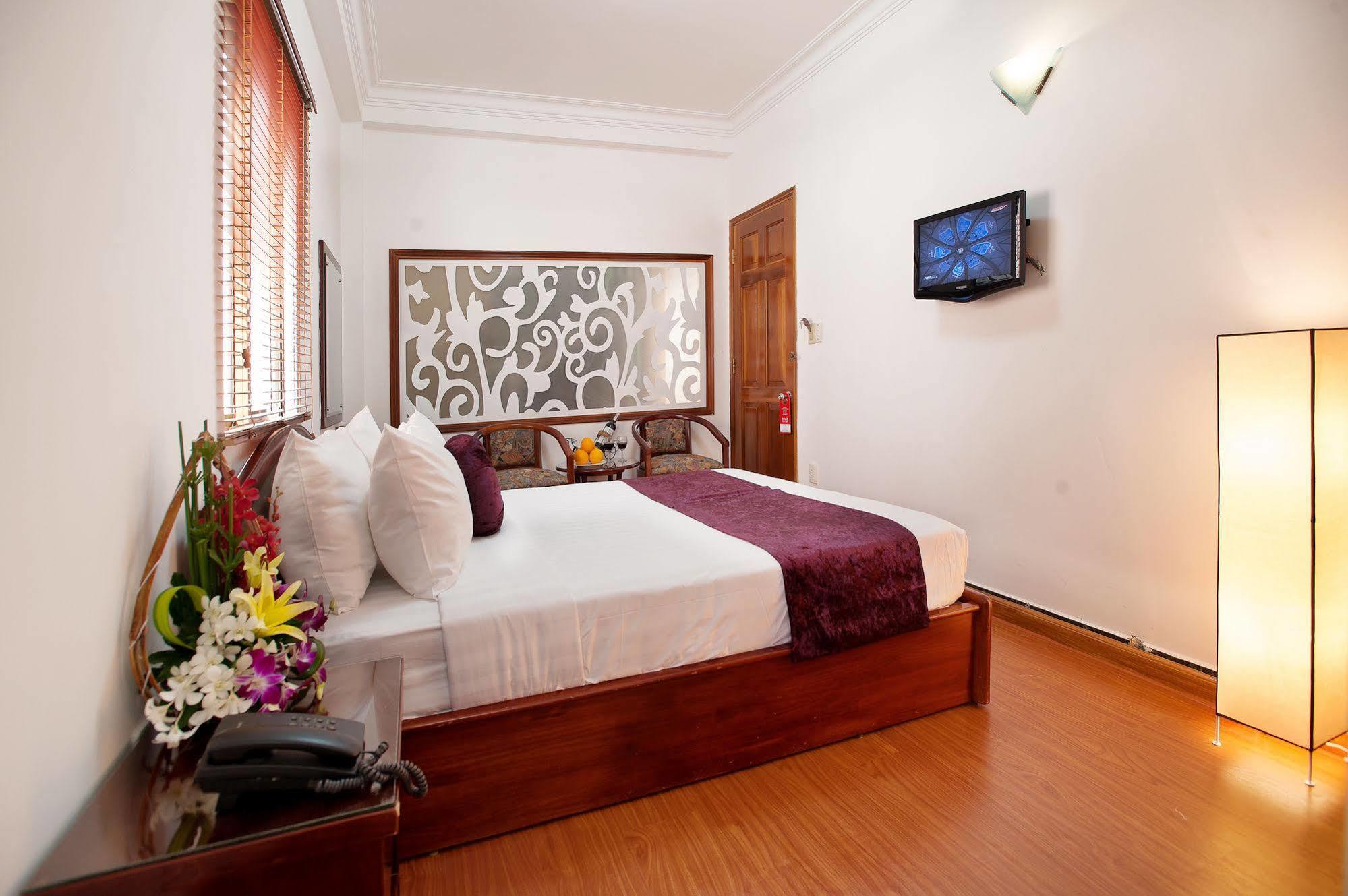 Vilion Central Hotel & Spa Хошимин Екстериор снимка